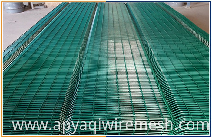 76.2mm*12.7mm anti-climb galvanized/pvc coated welded mesh fence used in army